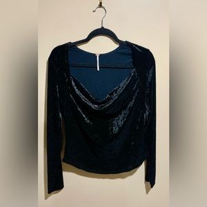Women’s Free People Long Sleeve Black Velvet Top size large NWT
